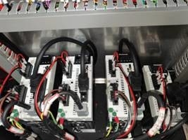 충전기를 공급하는 액체 샴푸 마살라 파우치 포장기 과일주스